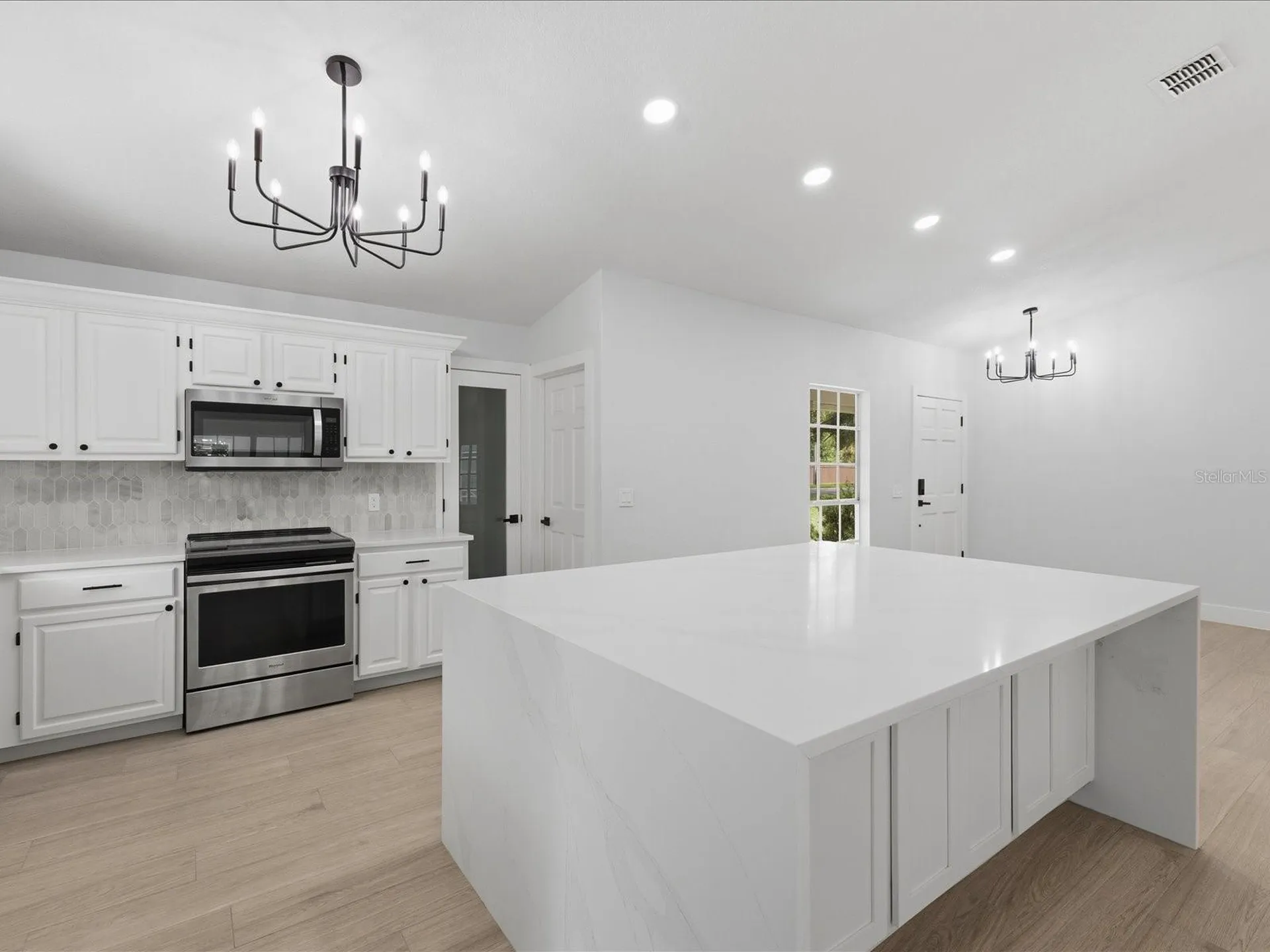505 Lake Charm Drive Oviedo FL 32765