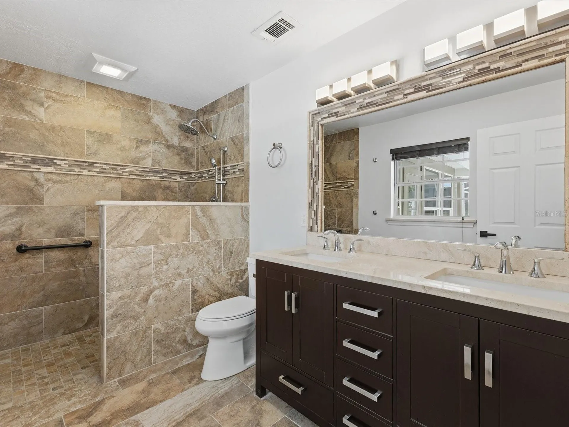 505 Lake Charm Drive Oviedo FL 32765