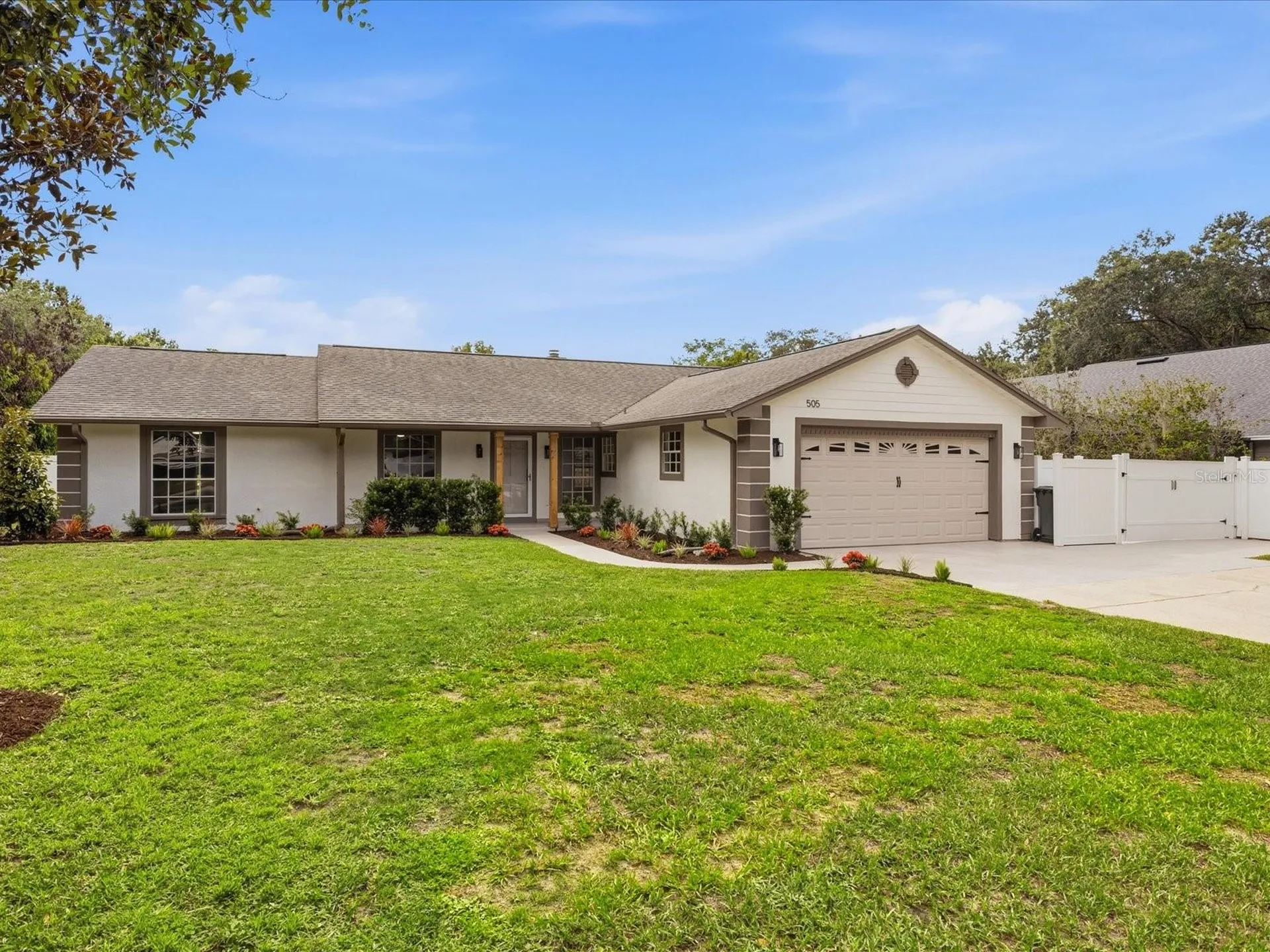 505 Lake Charm Drive Oviedo FL 32765