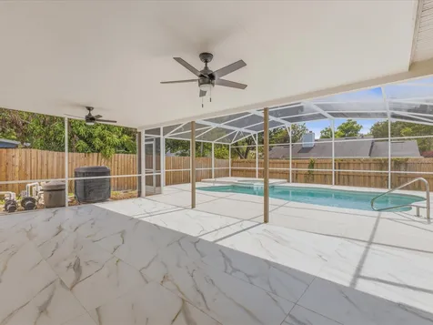 505 Lake Charm Drive Oviedo FL 32765