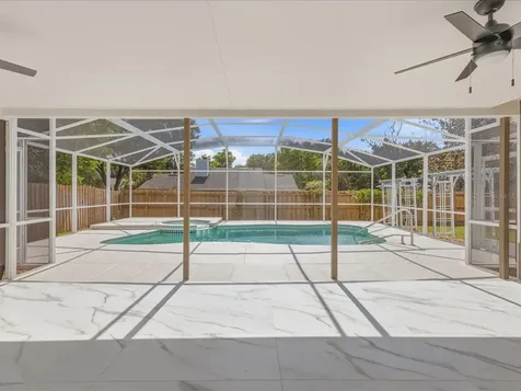 505 Lake Charm Drive Oviedo FL 32765