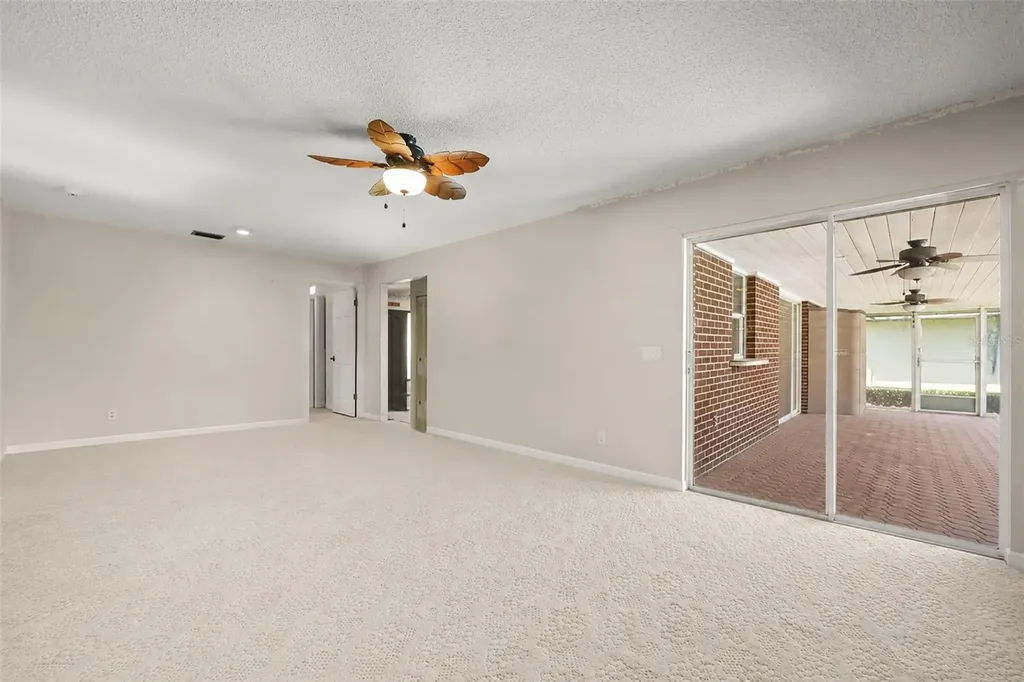 6720 Bay Shore Drive St Cloud FL 34771