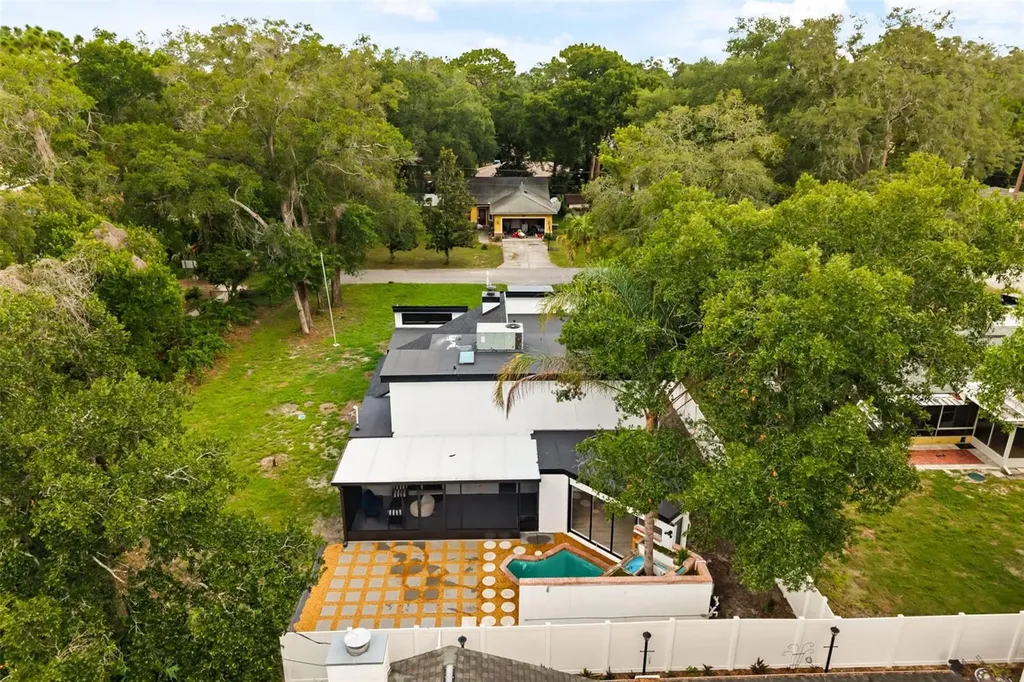 200 Alpine Street Altamonte Springs FL 32701