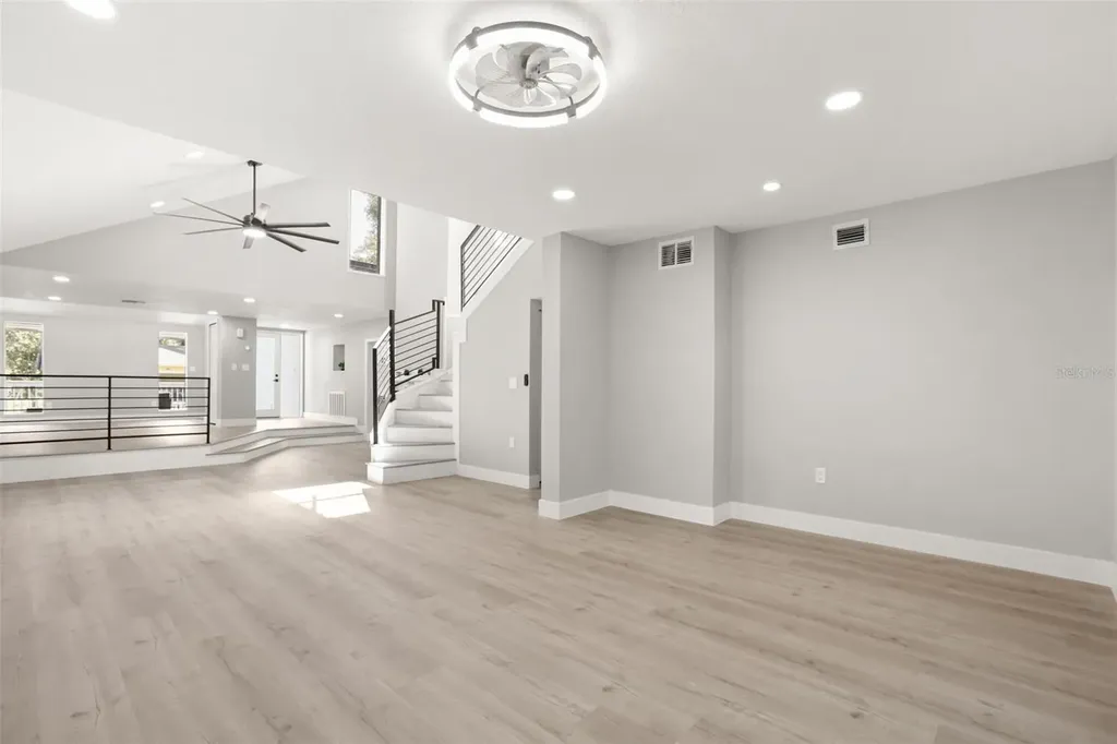 200 Alpine Street Altamonte Springs FL 32701