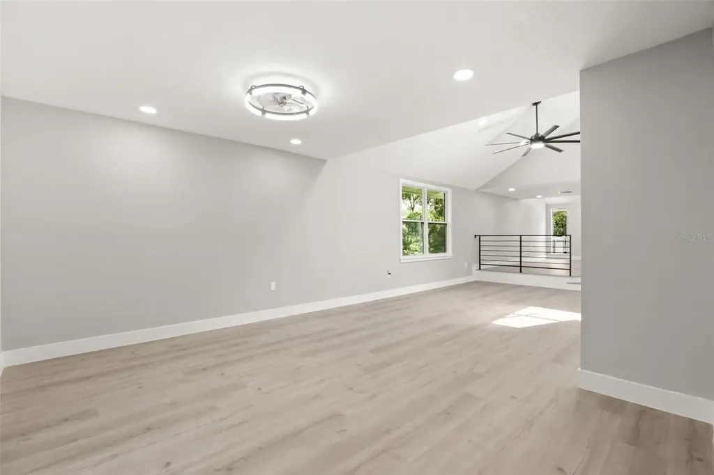 200 Alpine Street Altamonte Springs FL 32701