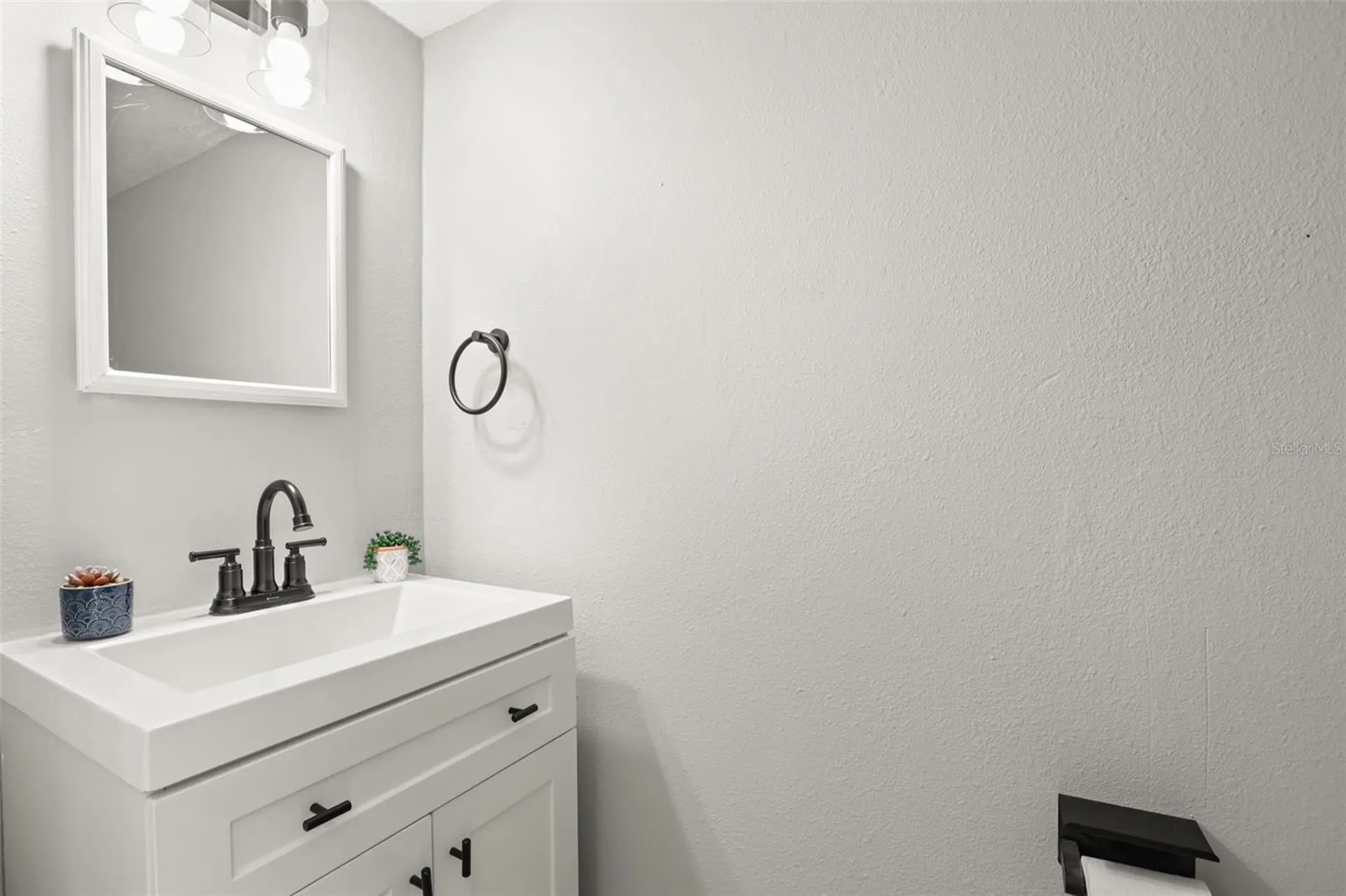 200 Alpine Street Altamonte Springs FL 32701