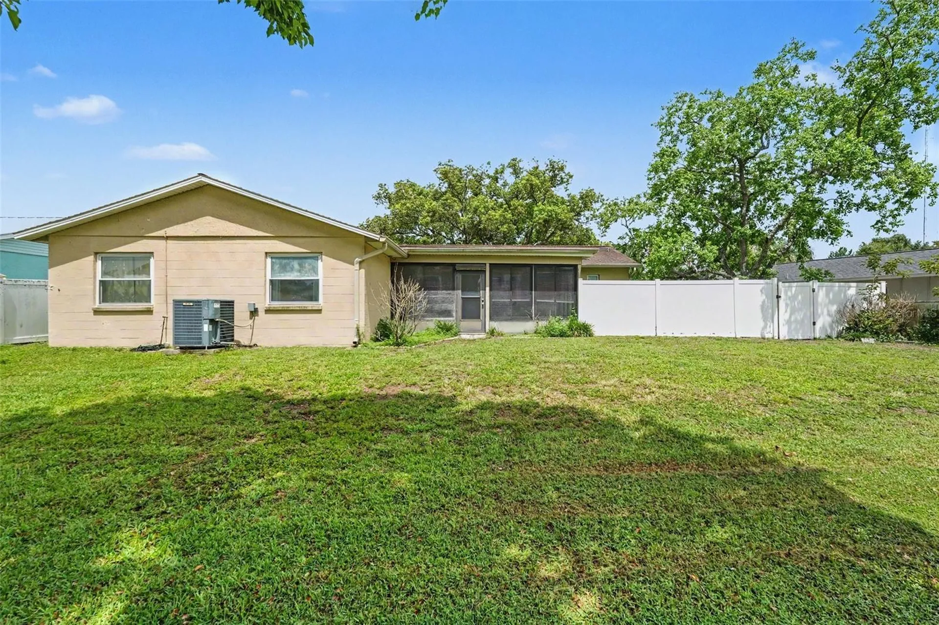2815 Linden Tree Street Seffner FL 33584