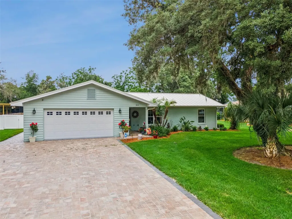 864 Redwood Way Lake Wales FL 33898