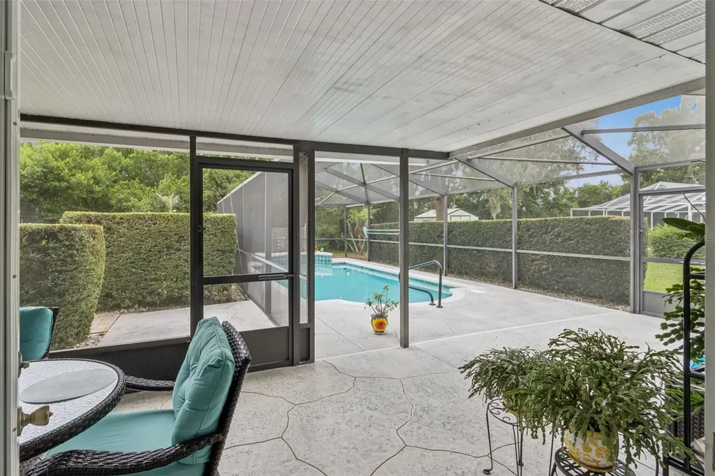 864 Redwood Way Lake Wales FL 33898
