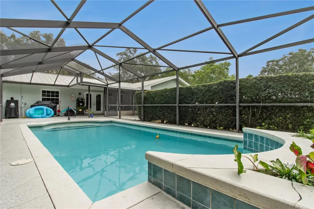 864 Redwood Way Lake Wales FL 33898