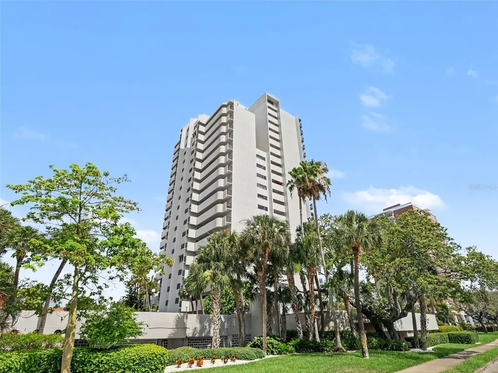 4141 Bayshore Boulevard Tampa FL 33611
