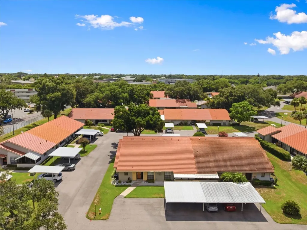 2065 Grove Lane Clearwater FL 33763