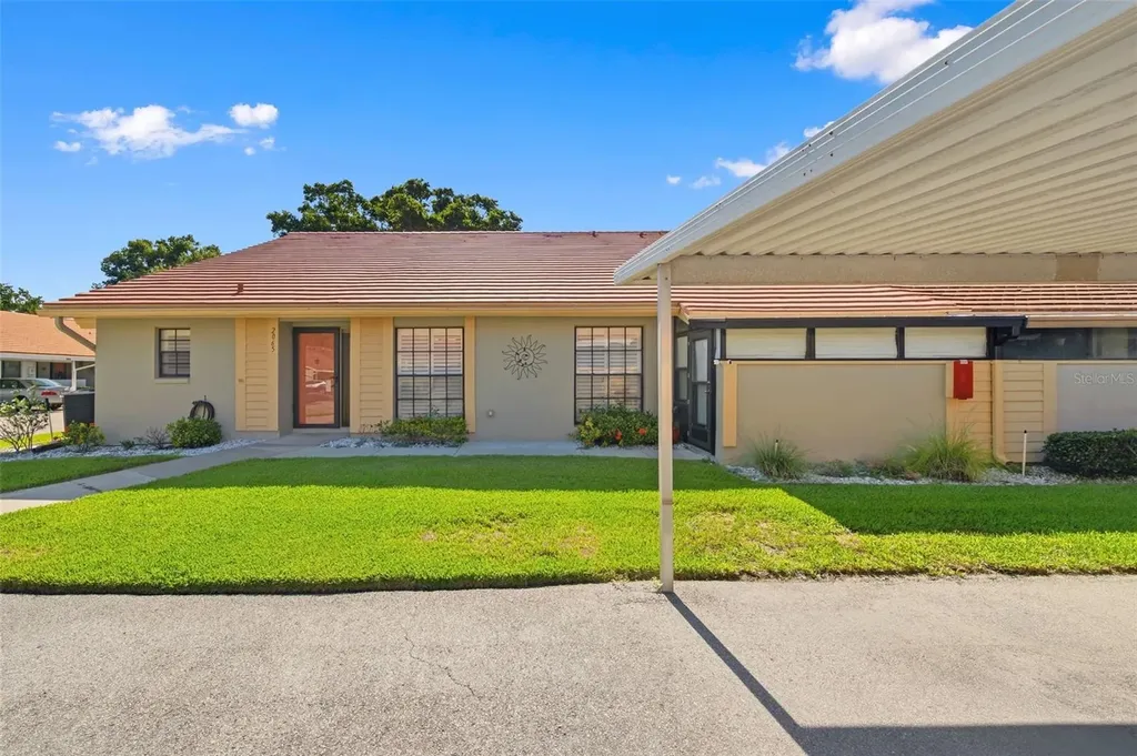 2065 Grove Lane Clearwater FL 33763