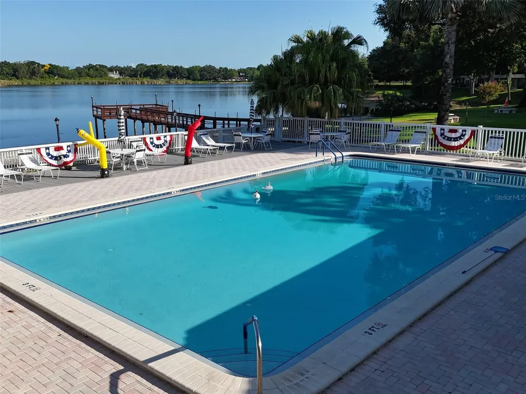 2065 Grove Lane Clearwater FL 33763