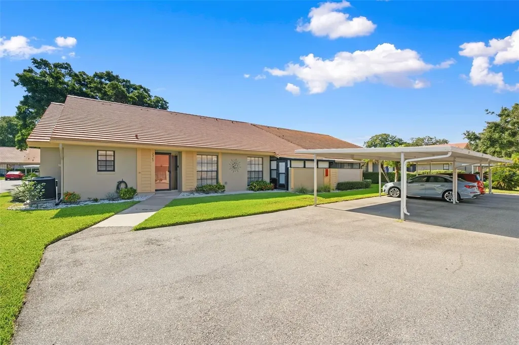 2065 Grove Lane Clearwater FL 33763