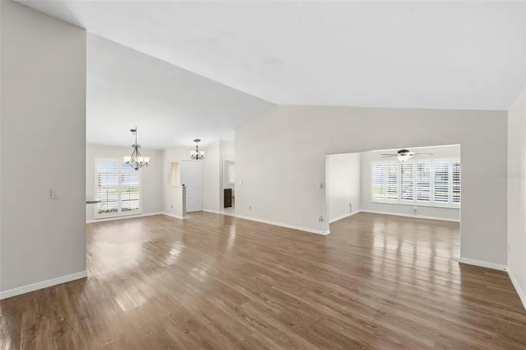 2065 Grove Lane Clearwater FL 33763
