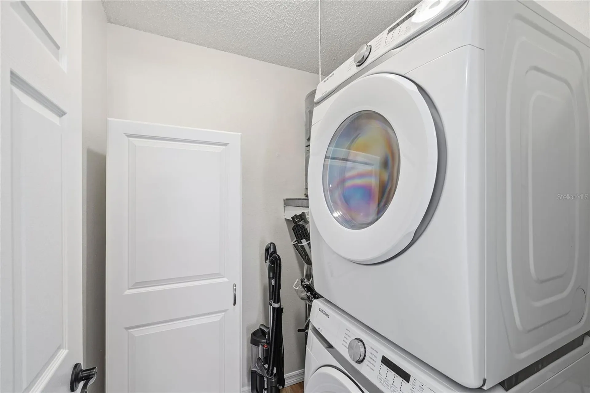 2065 Grove Lane Clearwater FL 33763