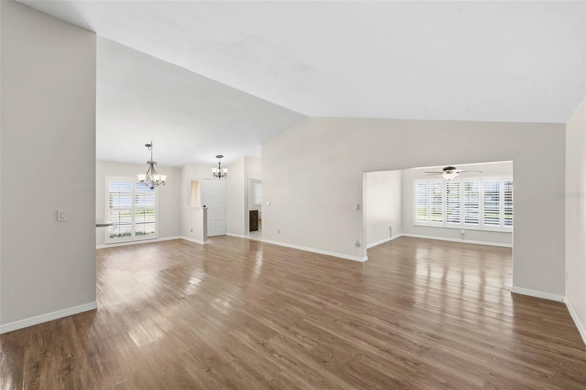 2065 Grove Lane Clearwater FL 33763