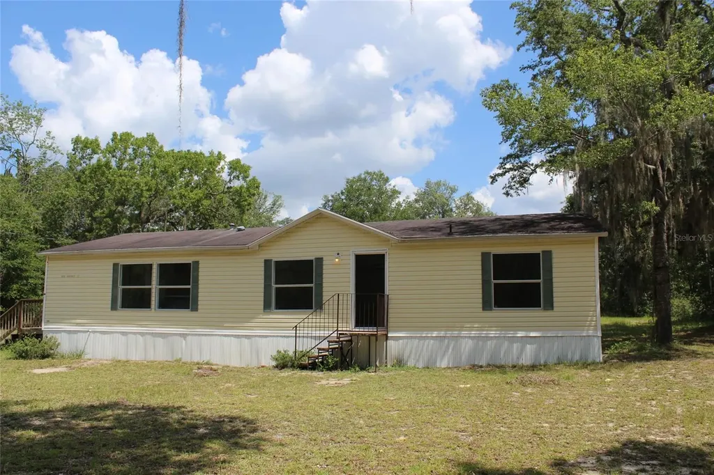 112 Juniper Drive Hawthorne FL 32640