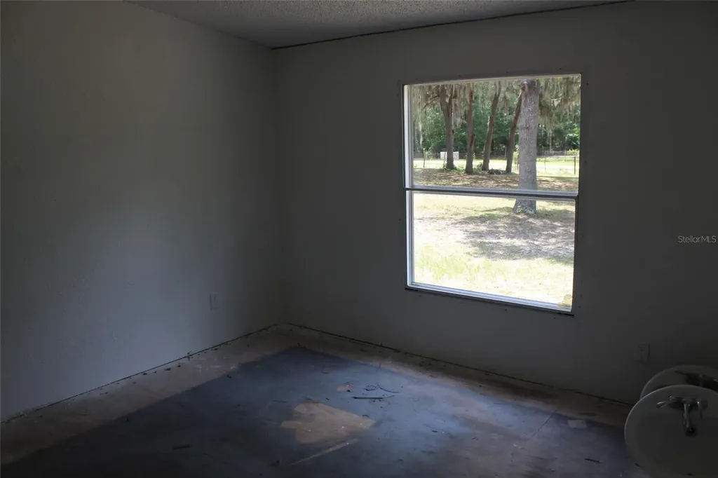 112 Juniper Drive Hawthorne FL 32640