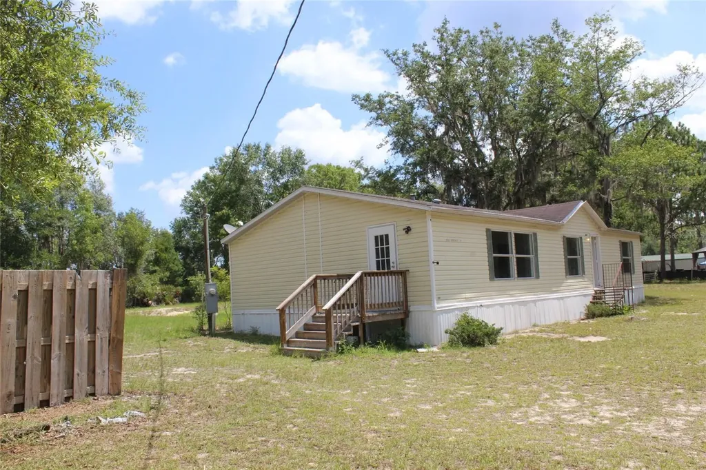 112 Juniper Drive Hawthorne FL 32640