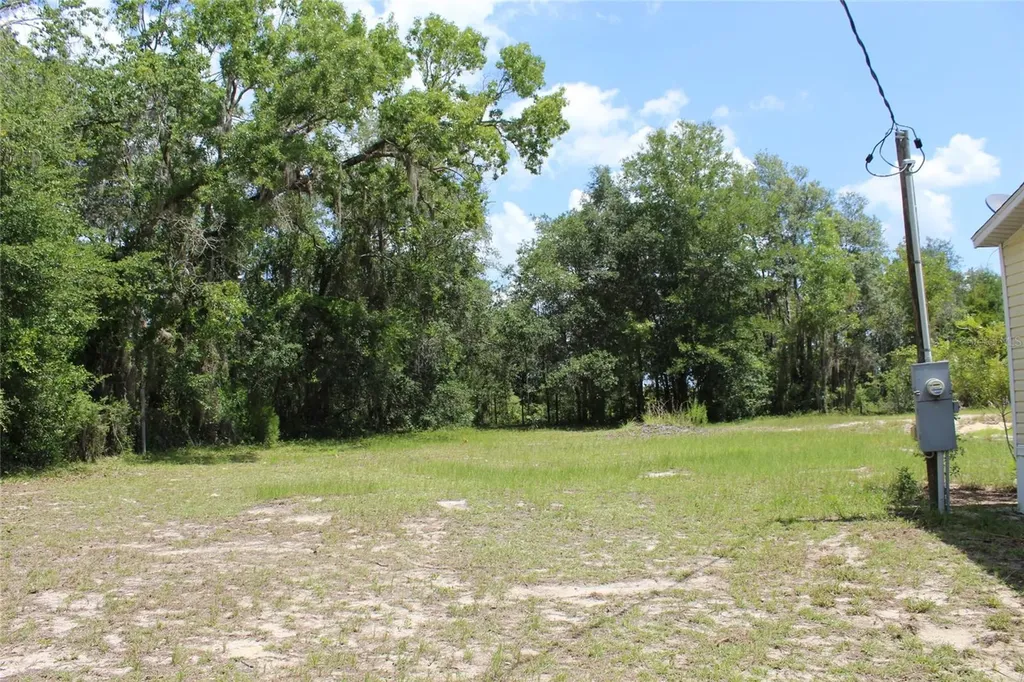 112 Juniper Drive Hawthorne FL 32640