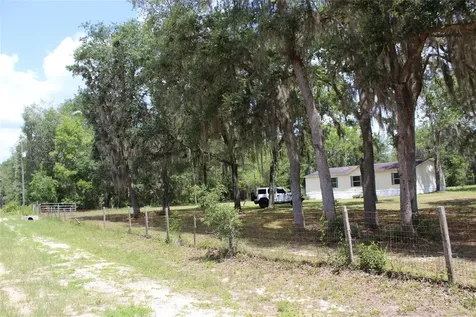112 Juniper Drive Hawthorne FL 32640
