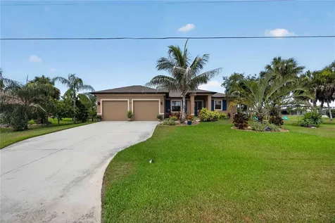227 Long Meadow Lane Rotonda West FL 33947