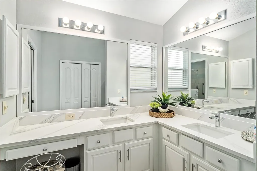 17843 SE 87th Bourne Avenue The Villages FL 32162