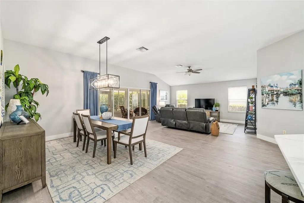 17843 SE 87th Bourne Avenue The Villages FL 32162