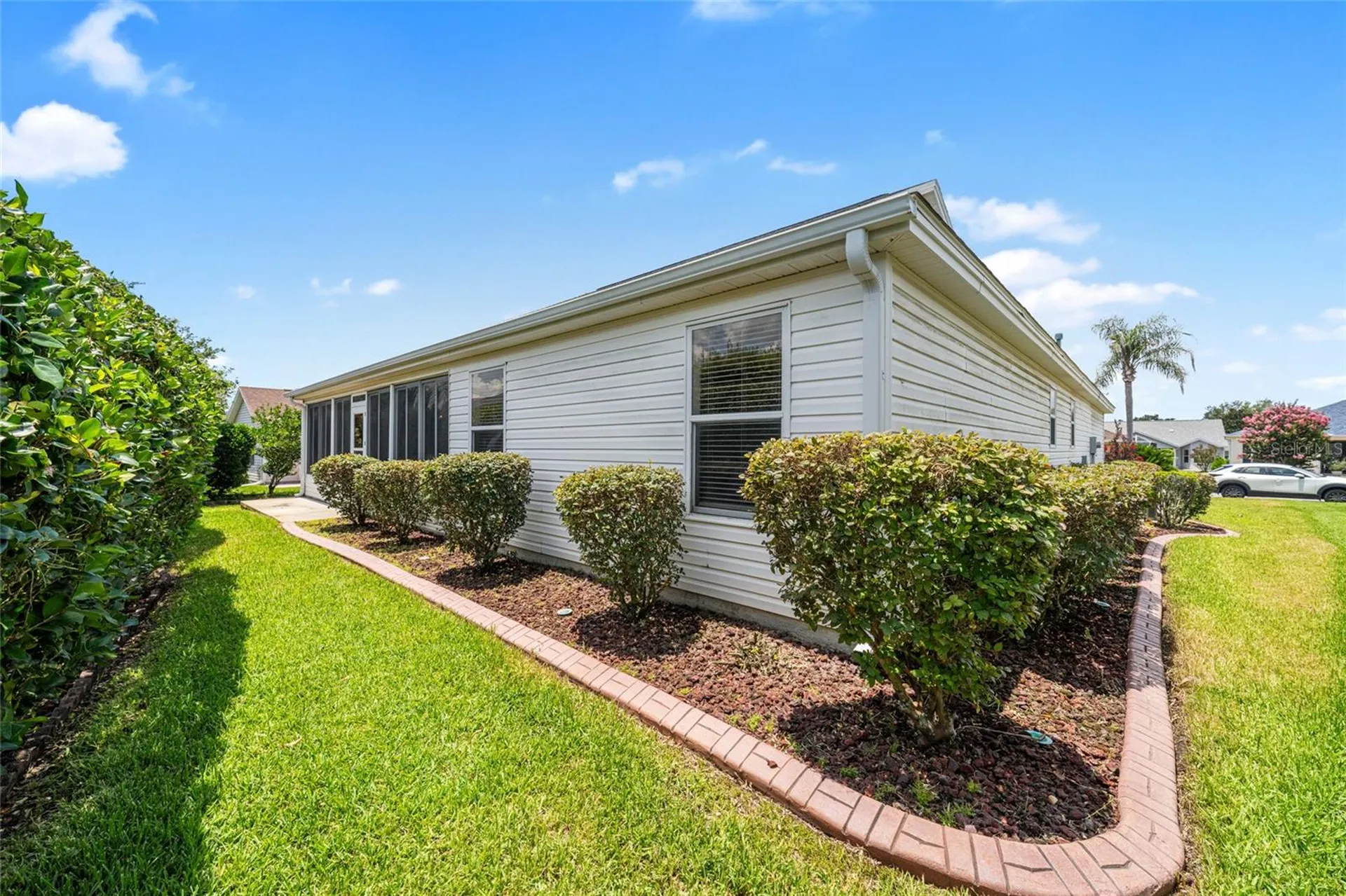 17843 SE 87th Bourne Avenue The Villages FL 32162