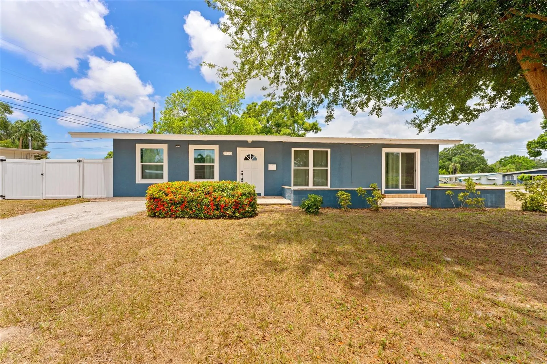 3230 51st Street N St Petersburg FL 33710