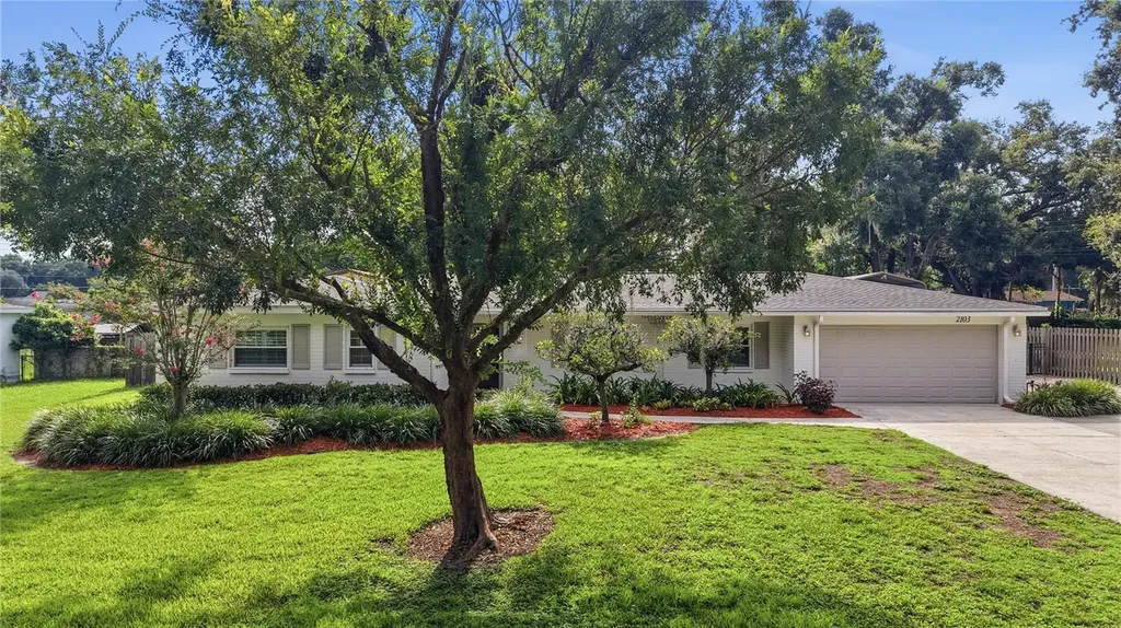 2103 Ramblewood Lane Brandon FL 33510