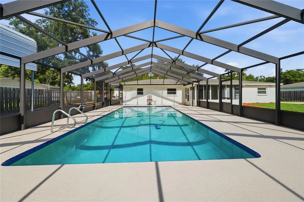 2103 Ramblewood Lane Brandon FL 33510