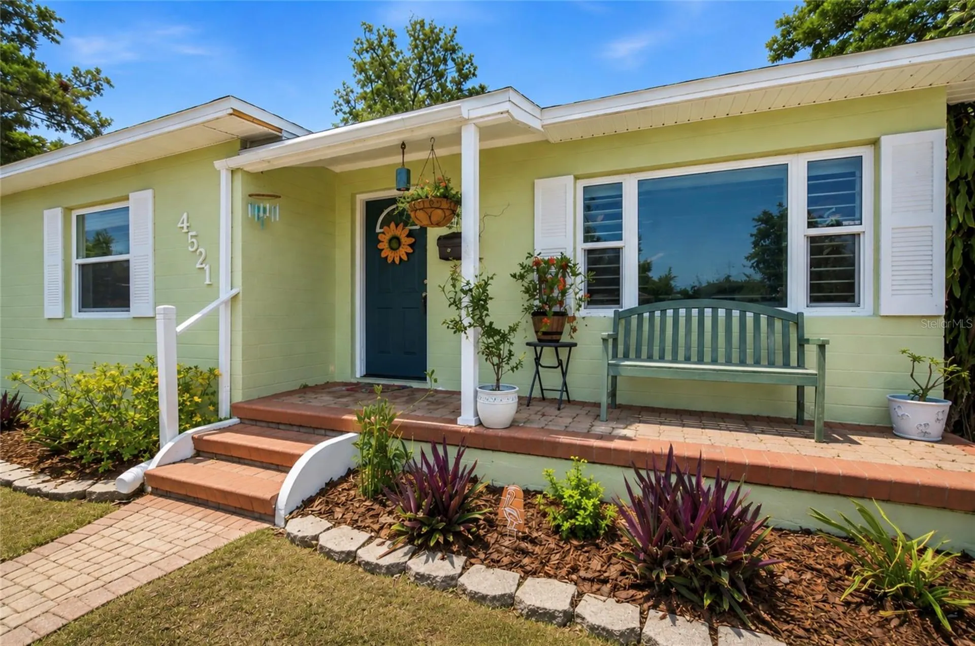 4521 12th Avenue N St Petersburg FL 33713