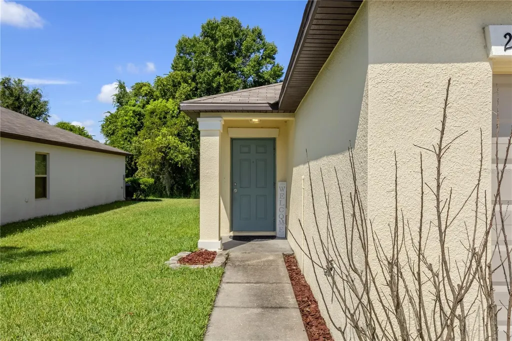 2987 Moulden Hollow Drive Zephyrhills FL 33540
