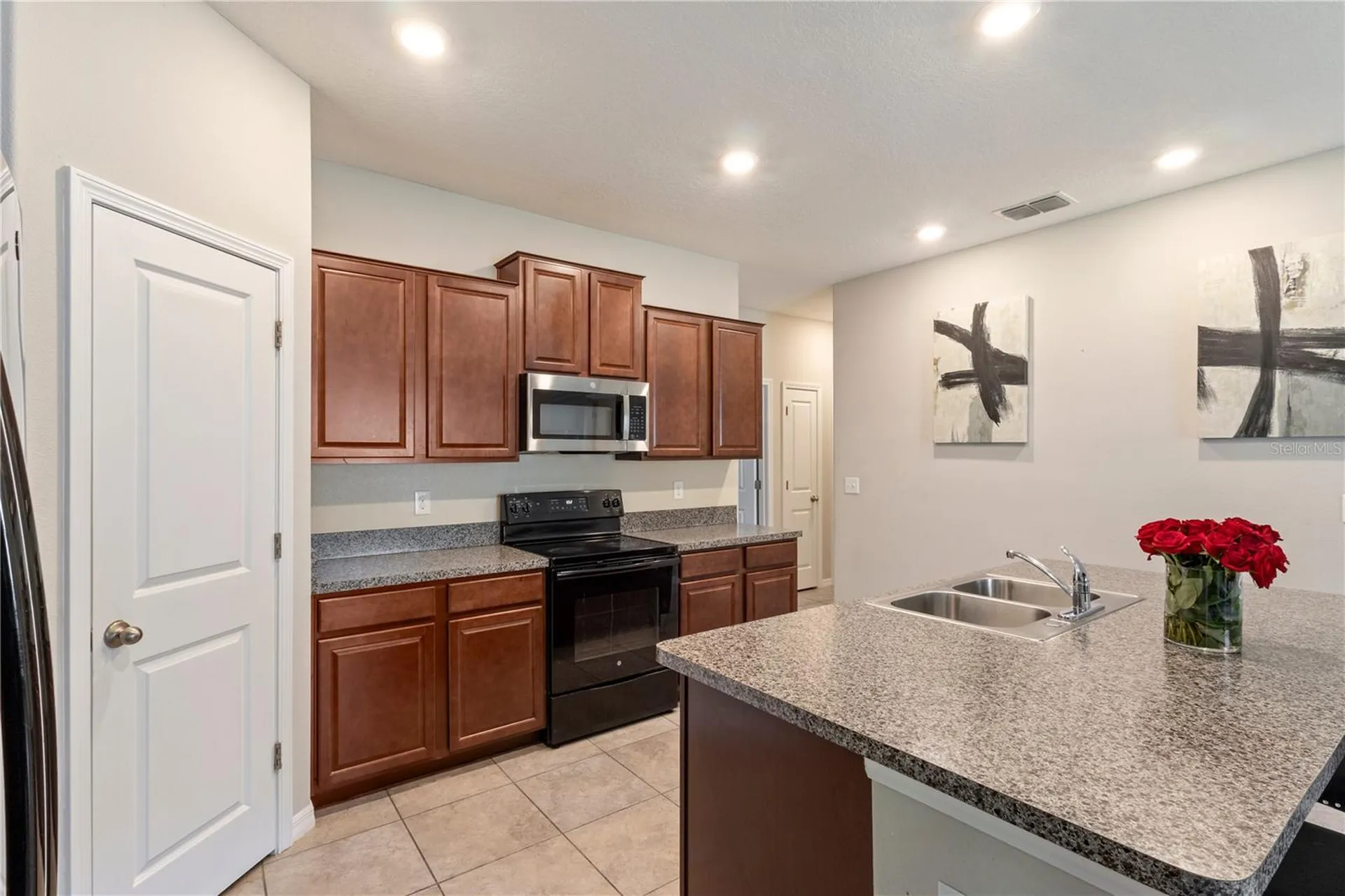 2987 Moulden Hollow Drive Zephyrhills FL 33540