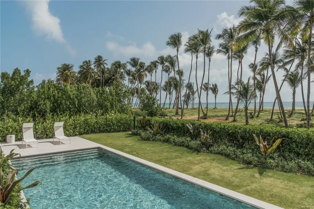 Ocean Drive Four Seasons Private Residences Rio Grande PR 00745