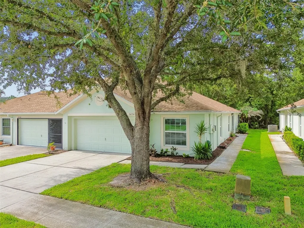 34534 Dellwood Way Zephyrhills FL 33541