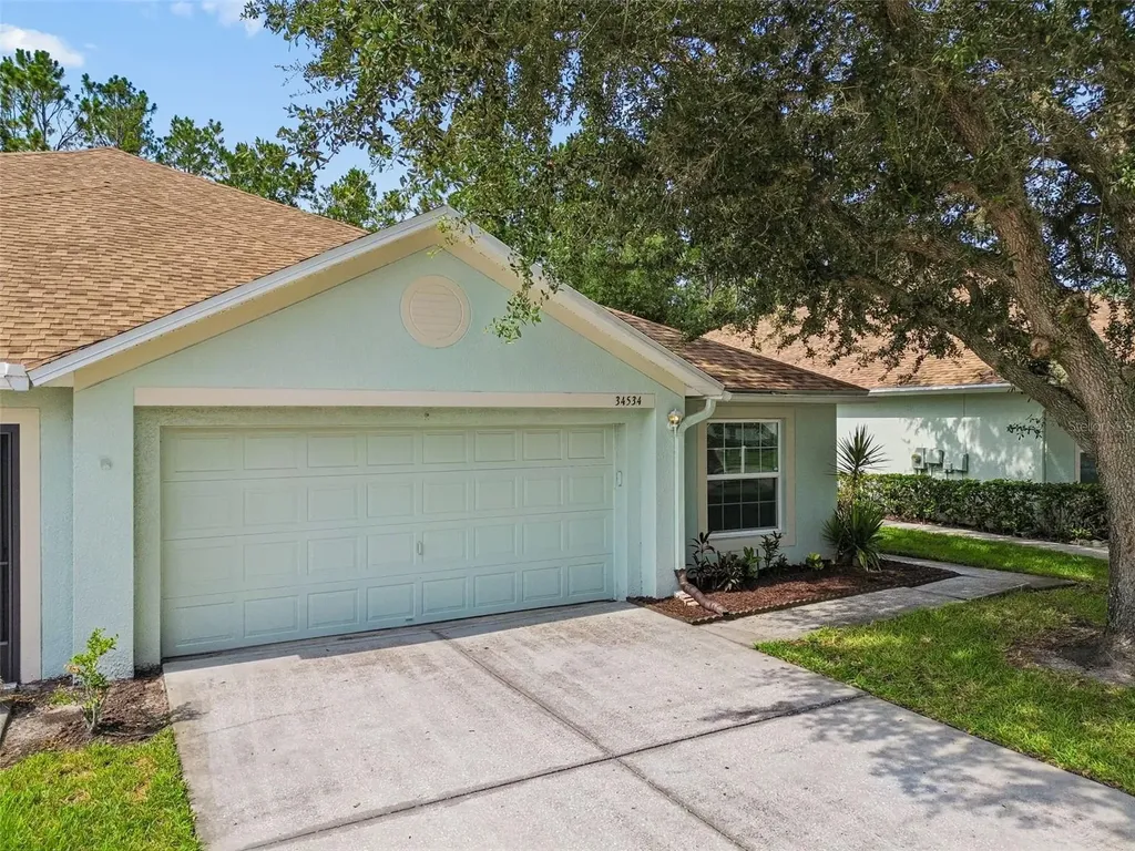 34534 Dellwood Way Zephyrhills FL 33541