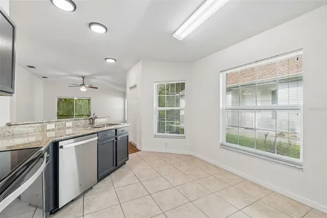 34534 Dellwood Way Zephyrhills FL 33541