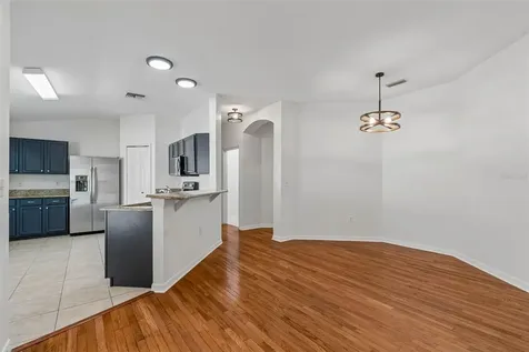 34534 Dellwood Way Zephyrhills FL 33541