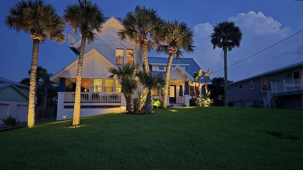 315 Due East Street New Smyrna Beach FL 32169