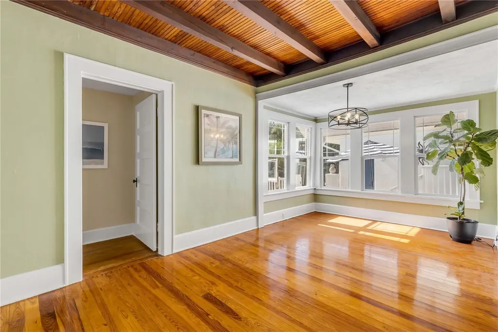 315 Due East Street New Smyrna Beach FL 32169