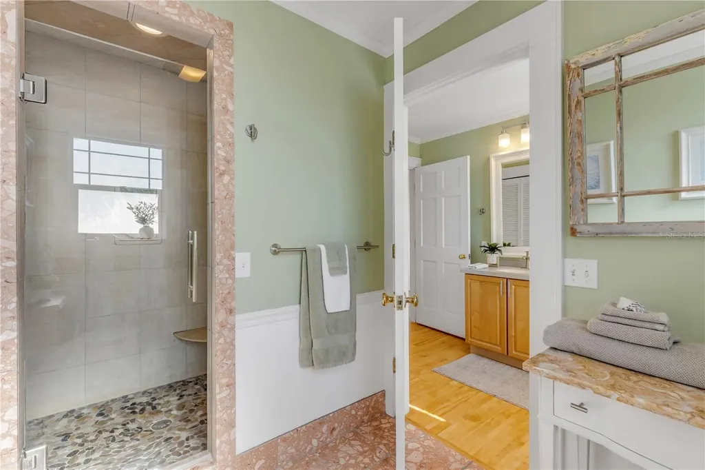 315 Due East Street New Smyrna Beach FL 32169
