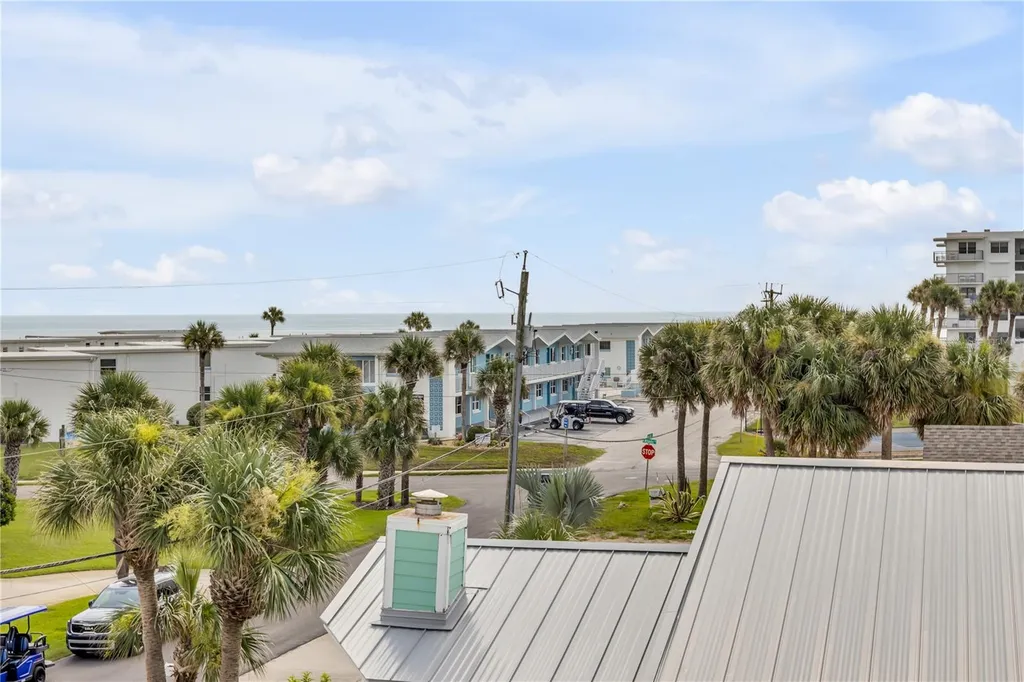 315 Due East Street New Smyrna Beach FL 32169