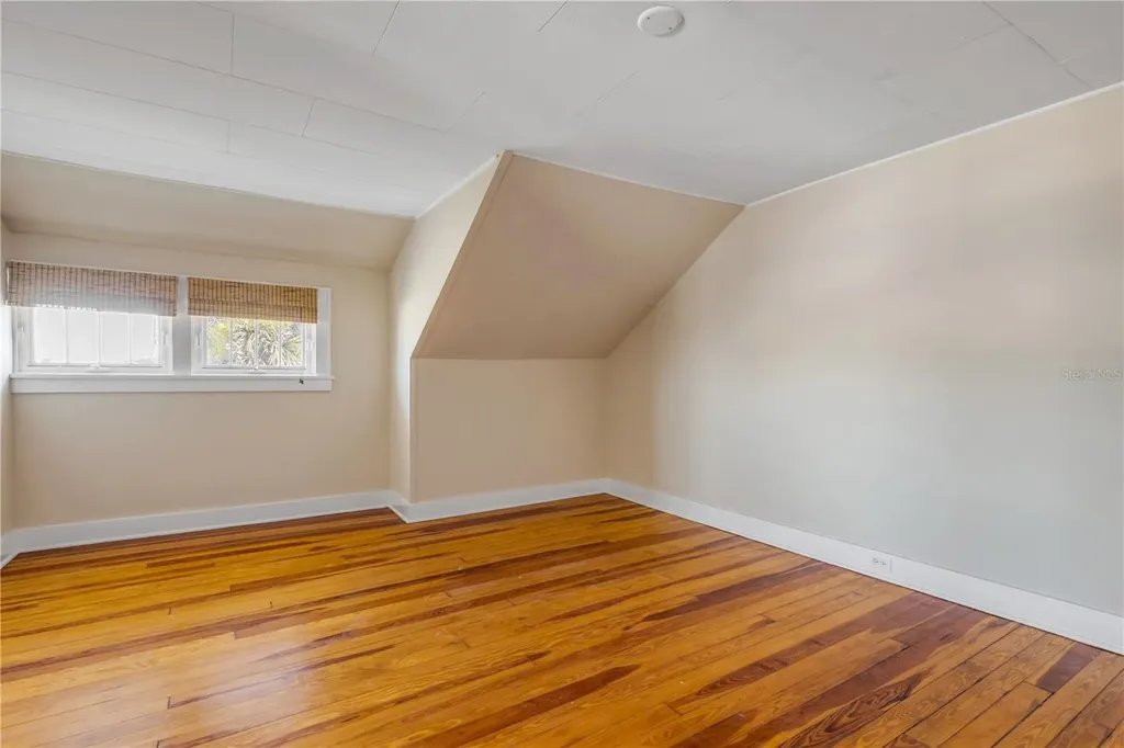 315 Due East Street New Smyrna Beach FL 32169