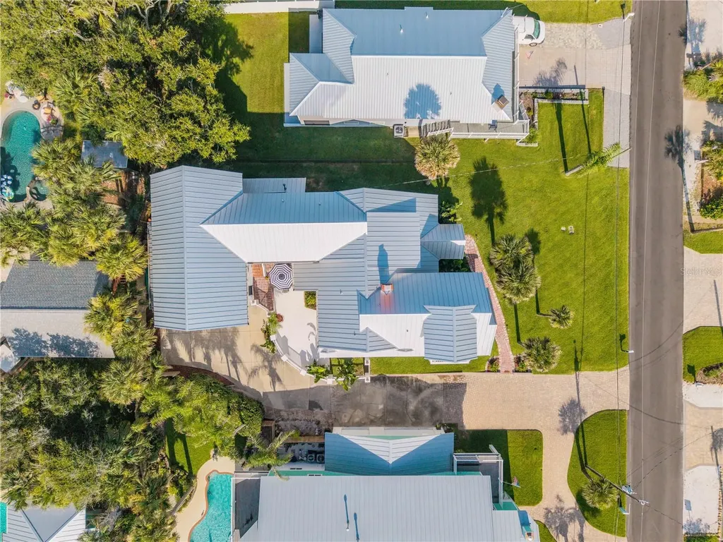 315 Due East Street New Smyrna Beach FL 32169