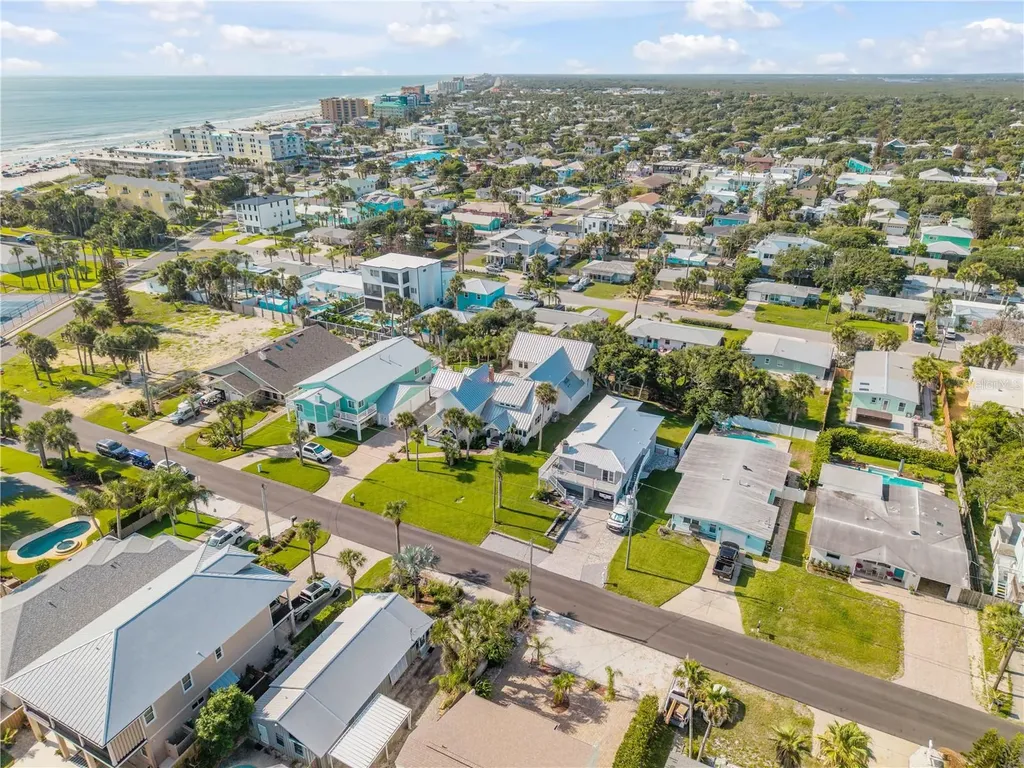 315 Due East Street New Smyrna Beach FL 32169