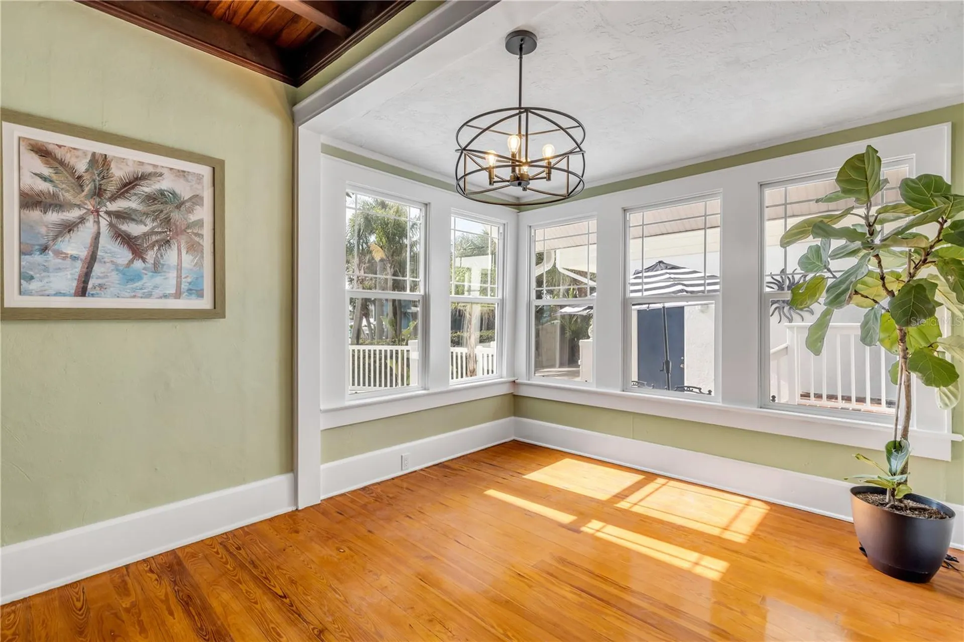 315 Due East Street New Smyrna Beach FL 32169